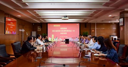 王丽舒摄 (2).jpg
